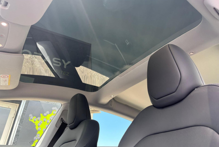 Tesla Model 3 STANDAR RANGE RWD / JANTES 20 POUCES / 15700 KMS / GARANTIE TESLA 11/2027