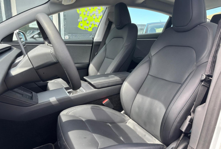 Tesla Model 3 STANDAR RANGE RWD / JANTES 20 POUCES / 15700 KMS / GARANTIE TESLA 11/2027