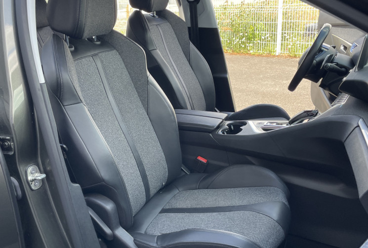 Peugeot 3008 II 1.5 BlueHDi eat8 130 CV BVA ALLURE