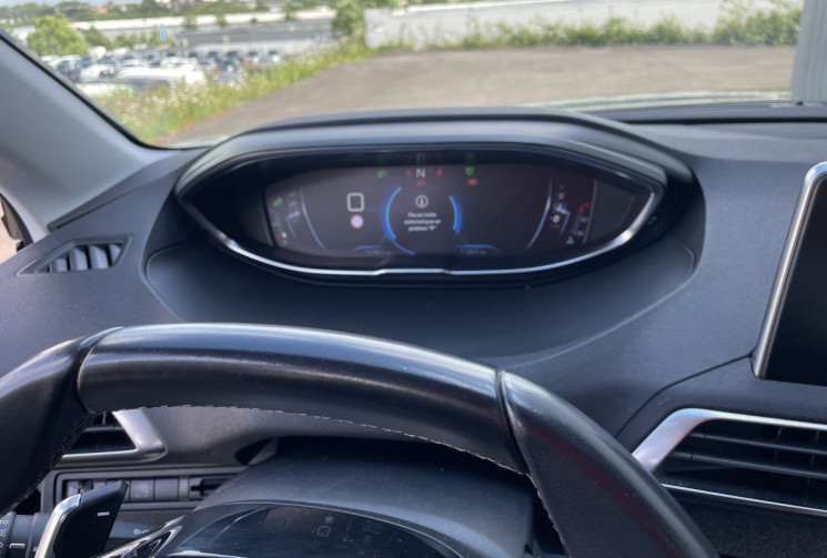 Peugeot 3008 II 1.5 BlueHDi eat8 130 CV BVA ALLURE