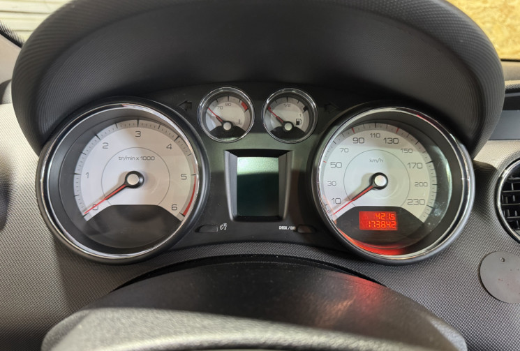 Peugeot 308 GARANTIE 1 AN 1.6 HDi 110 cv