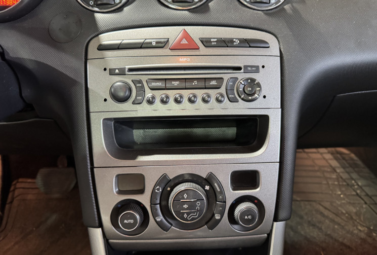 Peugeot 308 GARANTIE 1 AN 1.6 HDi 110 cv