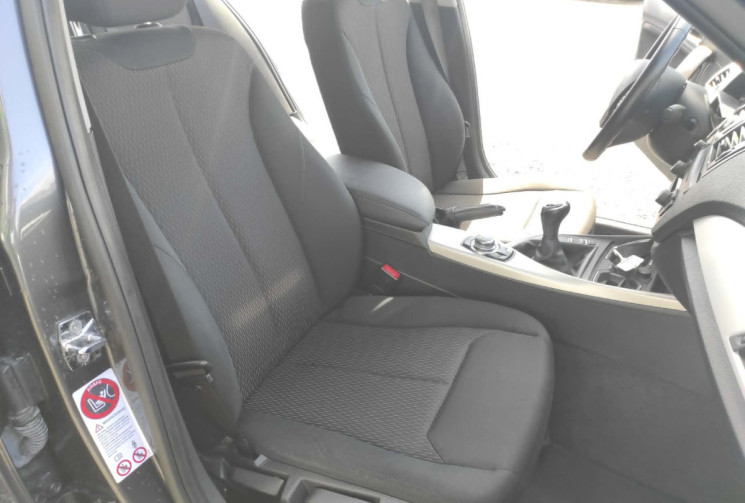 BMW Série 1 F20 116i 136 CH LOUNGE NAVPRO