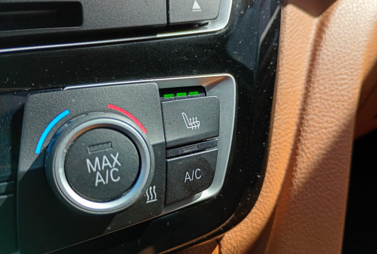 BMW Série 3 330i 252 ch xDrive BVA Luxury