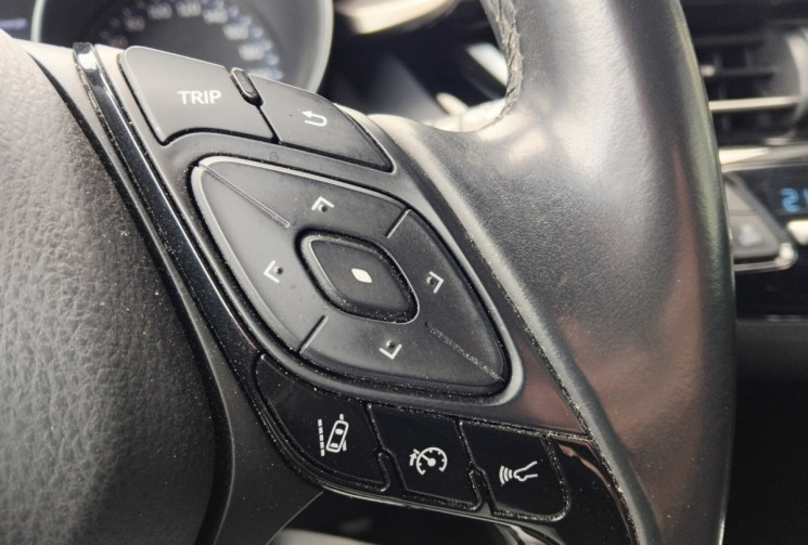 Toyota C-HR  1.8 EDITION 122 HSD Hybrid 2WD CVT - Sièges chauffants - aides à la conduite + - 
