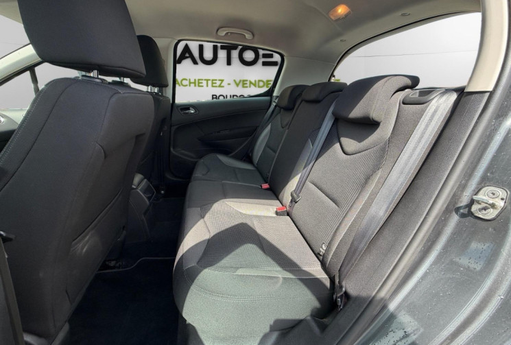 Peugeot 308 1.6 / 120 CH / ALLURE 