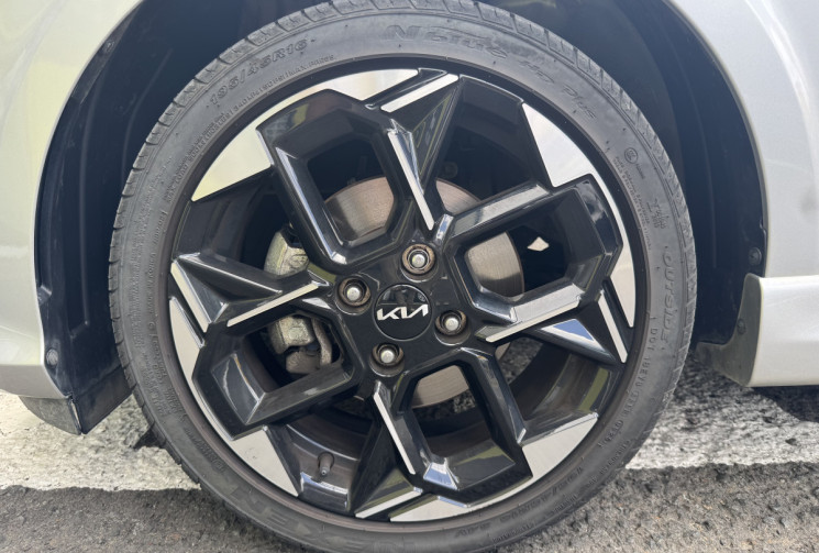Kia Picanto Phase 2 GT LINE 1.2 DPI 16V ISG 84 cv / 1ère main / Etat neuf / Chaine de distribution