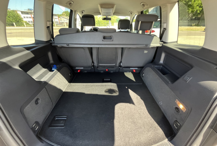 Volkswagen Touran 1.6 tdi 105