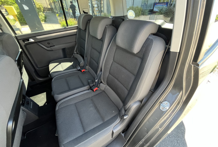 Volkswagen Touran 1.6 tdi 105