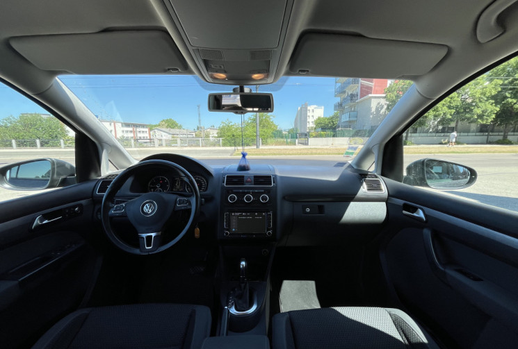 Volkswagen Touran 1.6 tdi 105