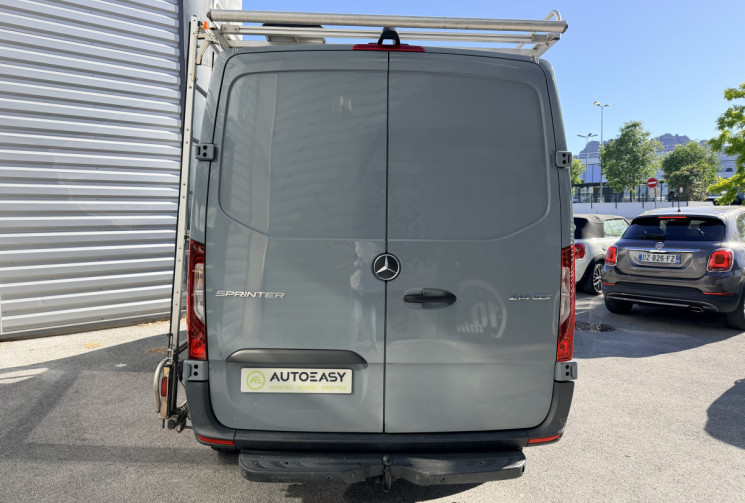 Mercedes Sprinter L1H1 214 cdi 143 CH 1ERE MAIN