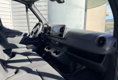 Mercedes Sprinter L1H1 214 cdi 143 CH 1ERE MAIN