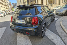 Mini MINI JOHN COOPER WORKS 2.0 i 231 CH BVA 8 TOIT OUVRANT / HARMAN KARDON...