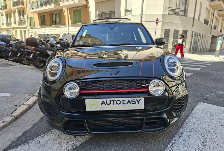 Mini MINI JOHN COOPER WORKS 2.0 i 231 CH BVA 8 TOIT OUVRANT / HARMAN KARDON...