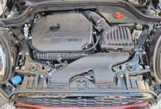 Mini MINI JOHN COOPER WORKS 2.0 i 231 CH BVA 8 TOIT OUVRANT / HARMAN KARDON...