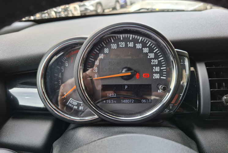 Mini MINI 5 PORTES COOPER 1.5 136 RED HOT CHILI DCT 7