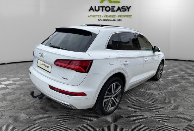 Audi Q5 40 TDI / 190 CH / S LINE / TOUT A JOUR