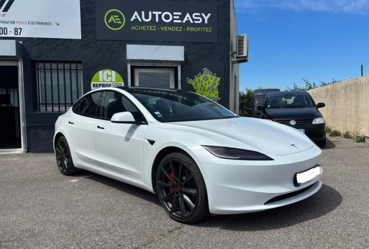 Tesla Model 3 STANDAR RANGE RWD / JANTES 20 POUCES / 15700 KMS / GARANTIE TESLA 11/2027