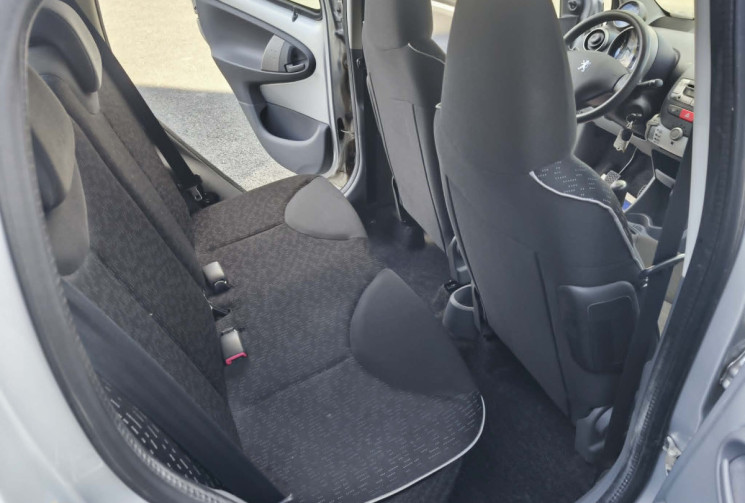 Peugeot 107 1.4 HDI 55 CH 5 PORTES DISTRIB NEUVE