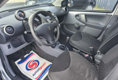 Peugeot 107 1.4 HDI 55 CH 5 PORTES DISTRIB NEUVE