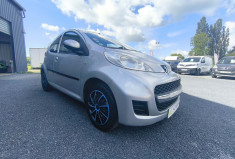 Peugeot 107 1.4 HDI 55 CH 5 PORTES DISTRIB NEUVE