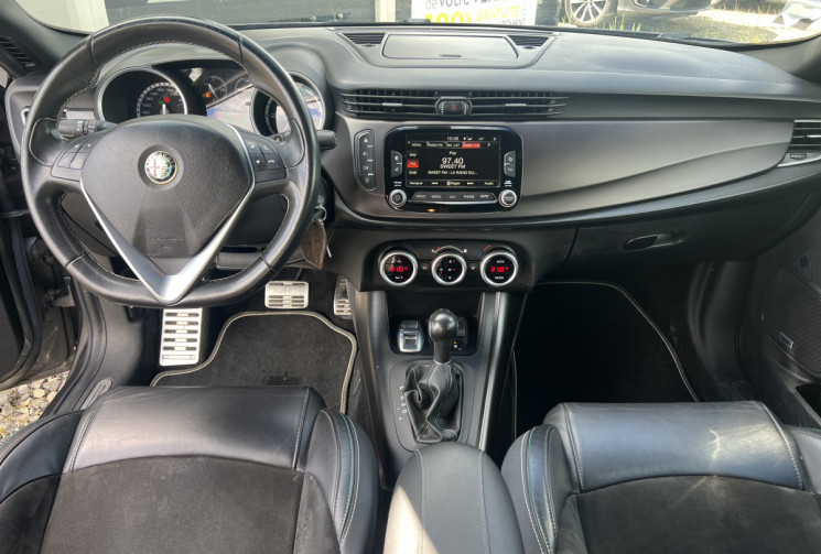 Alfa Romeo GIULIETTA 2.0 JTDm 175ch BVA QV-LINE / GPS / Garantie 6 mois