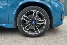 BMW X1 XDRIVE30E(U11) xDrive30e 326ch M Sport / Suivi BMW / Individual Blue Bay Lagoon métalllisé 