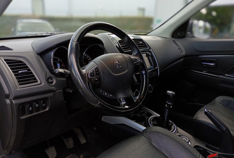 Peugeot 4008 1.6 HDi FAP - 115 STT 4x4 Style