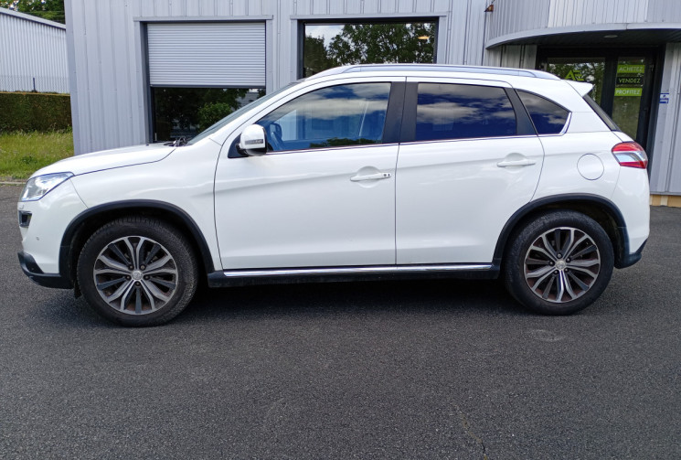 Peugeot 4008 1.6 HDi FAP - 115 STT 4x4 Style