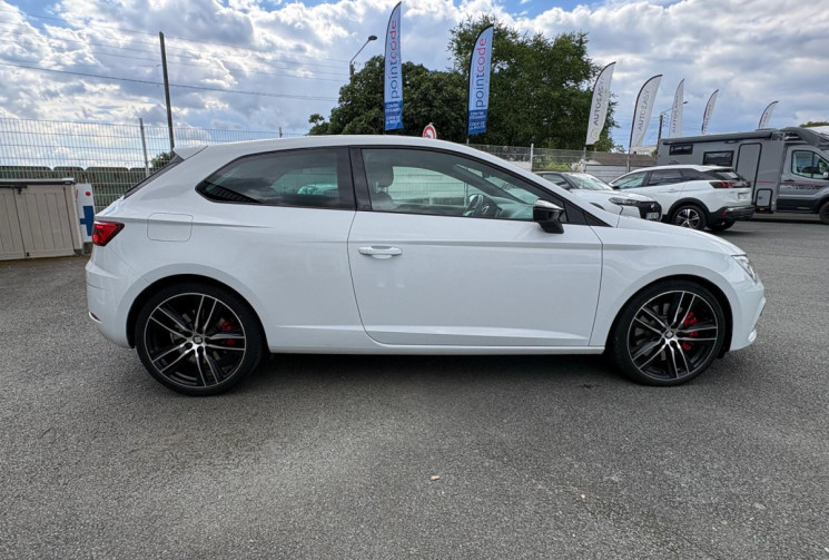 SEAT LEON SC  3 PORTES COUPE 2.0 TSI  300 CUPRA / ENTRETIEN EXCLUSIVEMENT SEAT / GARANTIE 12 MOIS 