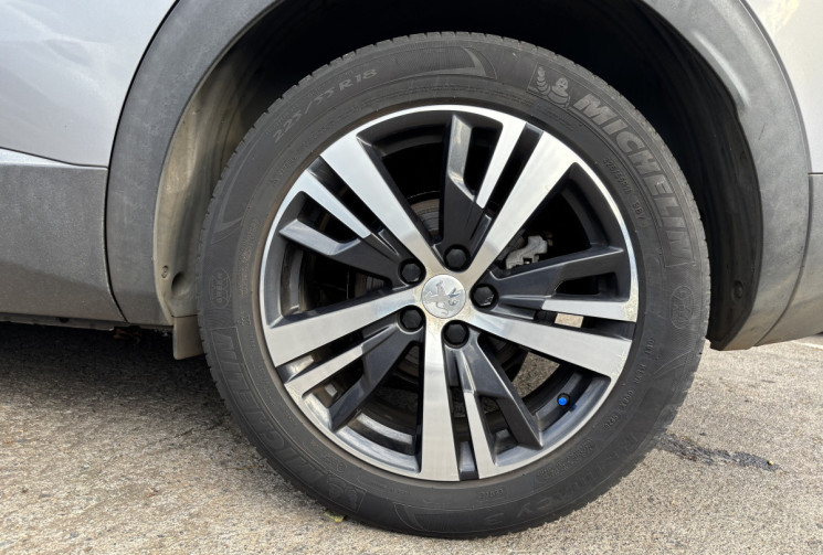 Peugeot 3008 1.2 THP 130 ACTIVE boite auto