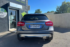 Mercedes GLA 180 SENSATION / CUIR COMPLET/ 69000 KMS AVEC SUIVI COMPLET /  EXCELLENT ÉTAT