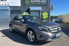 Mercedes GLA 180 SENSATION / CUIR COMPLET/ 69000 KMS AVEC SUIVI COMPLET /  EXCELLENT ÉTAT