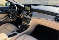 Mercedes GLA 180 SENSATION / CUIR COMPLET/ 69000 KMS AVEC SUIVI COMPLET /  EXCELLENT ÉTAT