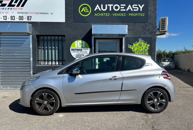 Peugeot 208 1.2 VTi Allure / Distribution ok / Révisée / Garantie