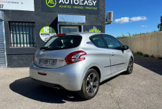 Peugeot 208 1.2 VTi Allure / Distribution ok / Révisée / Garantie