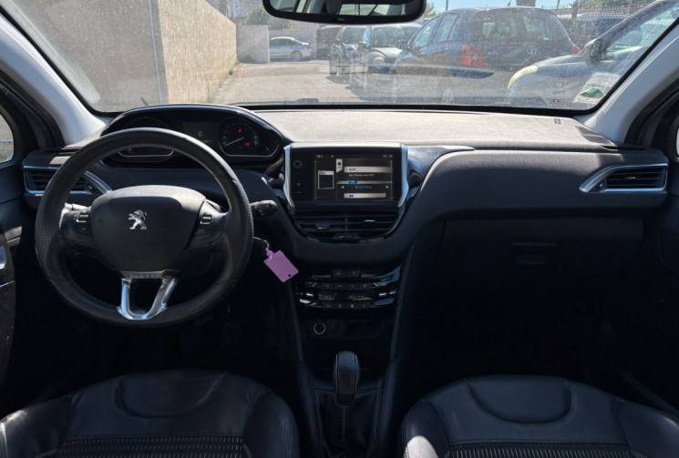 Peugeot 208 1.2 VTi Allure / Distribution ok / Révisée / Garantie
