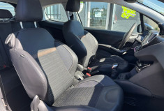 Peugeot 208 1.2 VTi Allure / Distribution ok / Révisée / Garantie