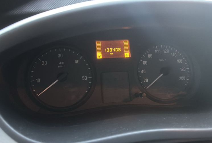Opel VIVARO 2.0 CDTI 1ERE MAIN TPMR MINIBUS 9 PLACES 138 500KMS ENTRETIEN A JOUR GARANTIE 12 MOIS