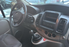 Opel VIVARO 2.0 CDTI 1ERE MAIN TPMR MINIBUS 9 PLACES 138 500KMS ENTRETIEN A JOUR GARANTIE 12 MOIS