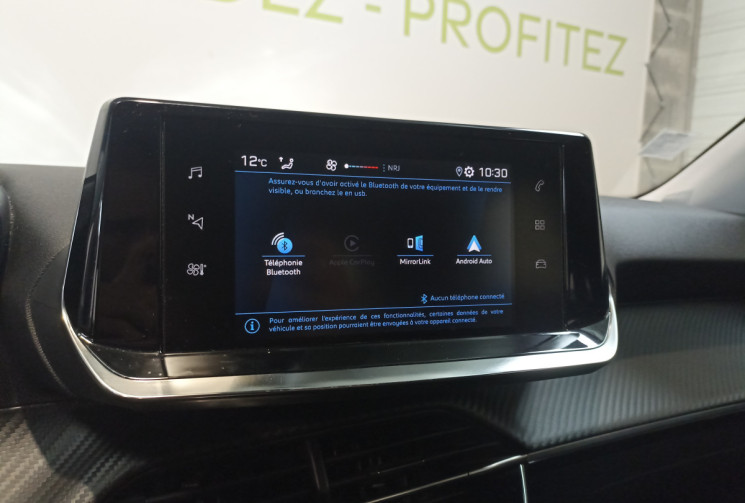 Peugeot 2008 1.2 100 ch finition Active / Courroie de distribution remplacée / Première main