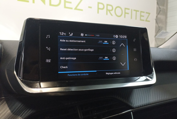 Peugeot 2008 1.2 100 ch finition Active / Courroie de distribution remplacée / Véhicule première mai