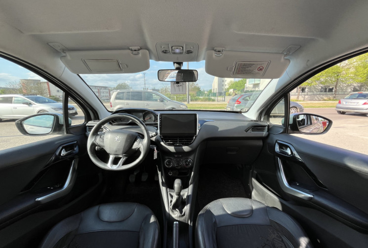 Peugeot 208 1.6 vti 120ch
