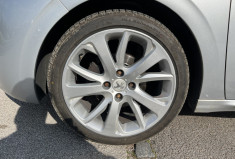 Peugeot 208 1.6 vti 120ch