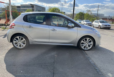 Peugeot 208 1.6 vti 120ch