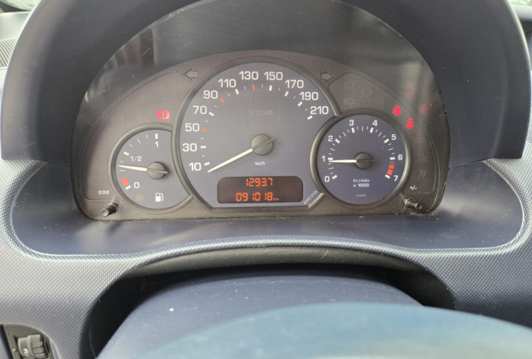 Peugeot 1007 1.4 75 CV