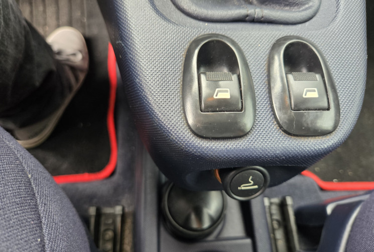 Peugeot 1007 1.4 75 CV