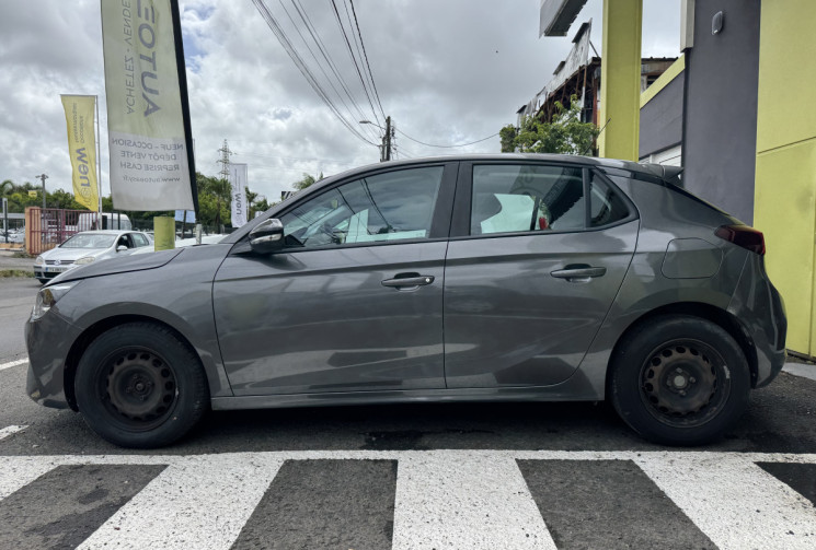 Opel Corsa F 5 Portes Edition 1.2 i 12V S&S 75 cv // Première main // Peu kilométré