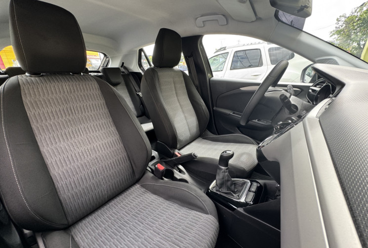 Opel Corsa F 5 Portes Edition 1.2 i 12V S&S 75 cv // Première main // Peu kilométré