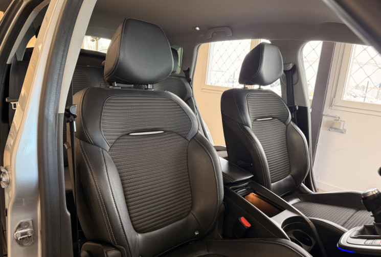 Renault Scénic IV 1.3 TCE 140 INTENS / ENTRETIEN A JOUR 
